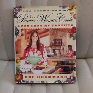 The Pioneer Woman Cooks Cookbook - Food from My Frontier